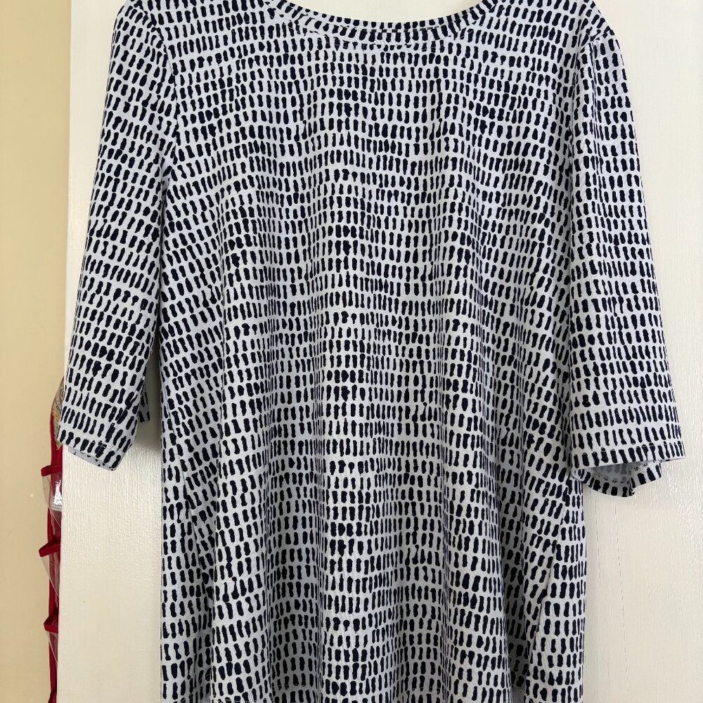 Woman's Top -Habitat - White Background with Navy Blue pattern